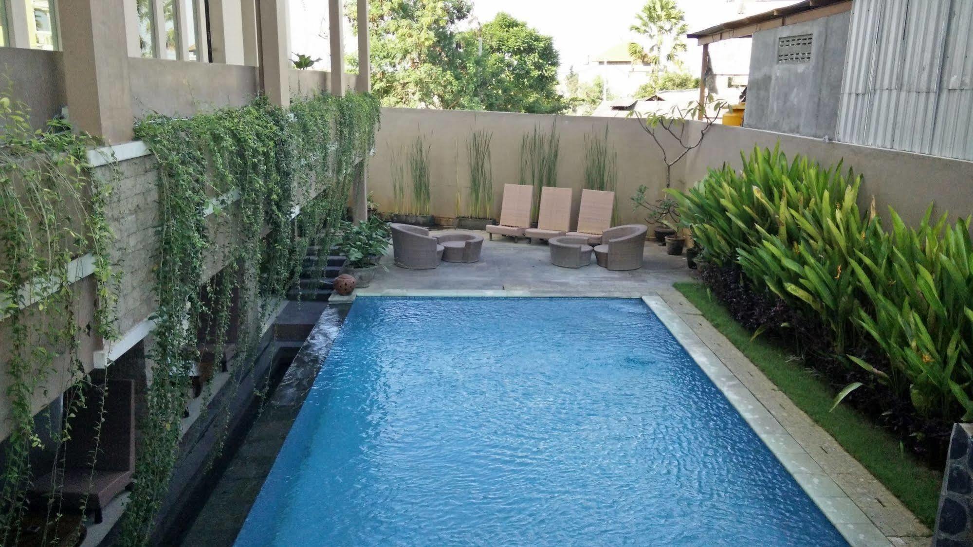 Koi Hotel And Residence Denpasar  Exterior photo